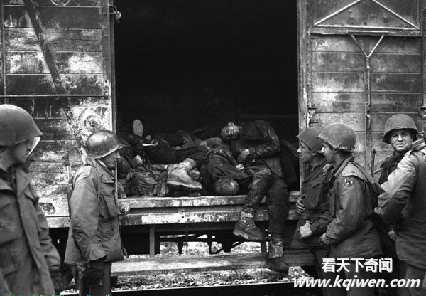 �ҿ���սʱ�¹��ɴ����˷�ָ�ı��� ����Ӫʬ����(��ͼ)